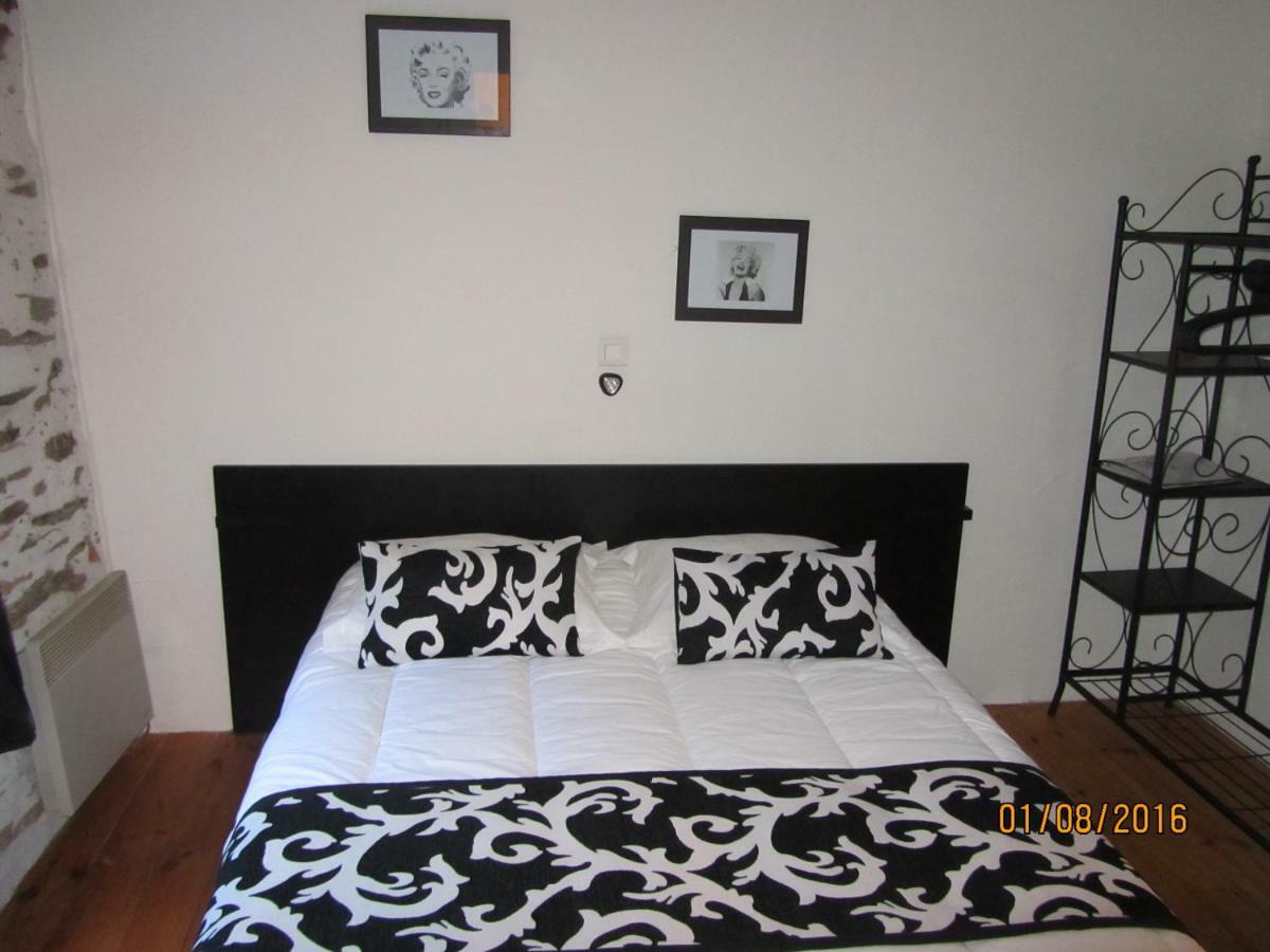 Chambres D'Hotes Auberg'Inn Ambialet ภายนอก รูปภาพ